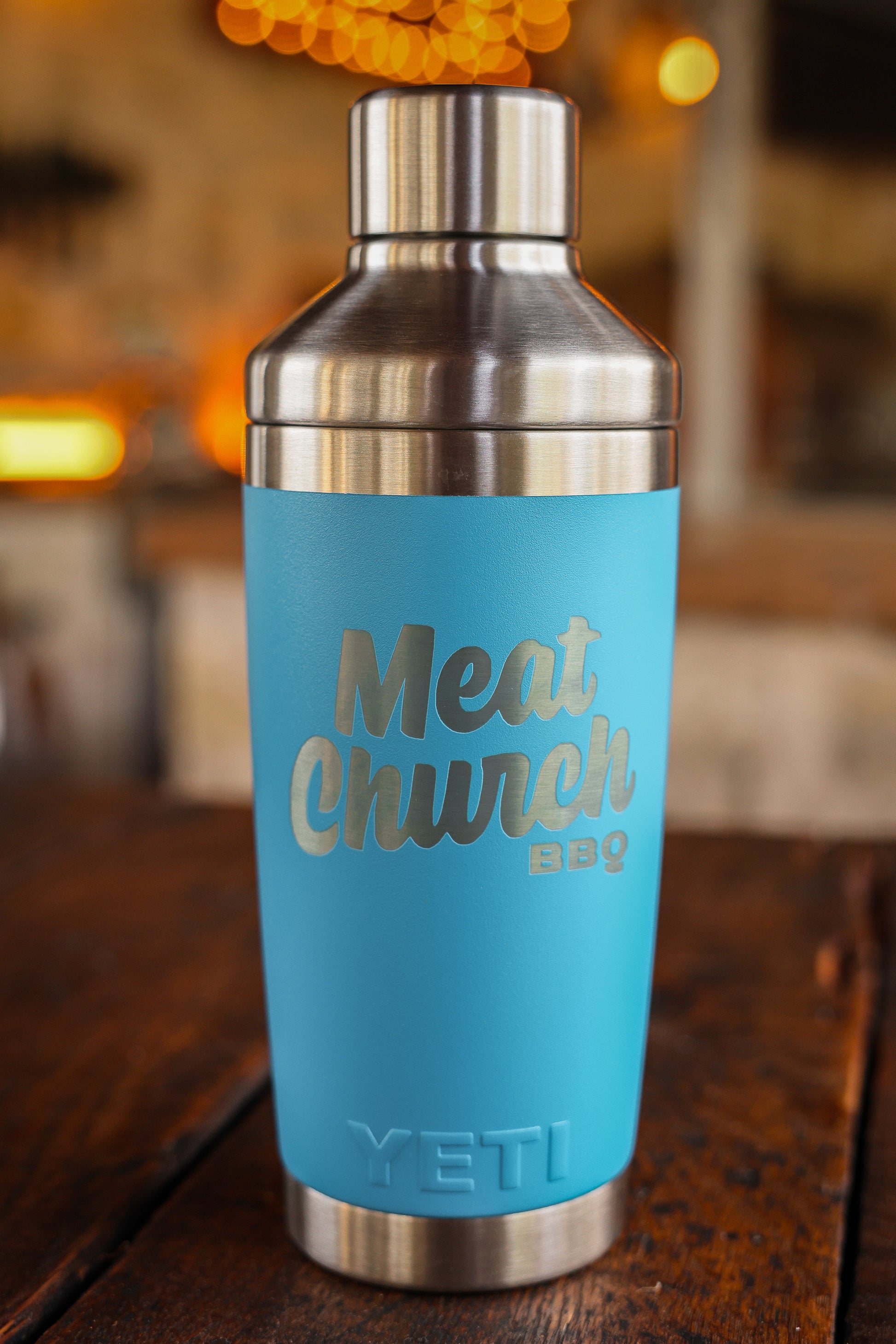 yeti-20-oz-cocktail-shaker-o6 222A9473_a70cb363-0ef2-497c-81fa-a85d28abe424.jpg