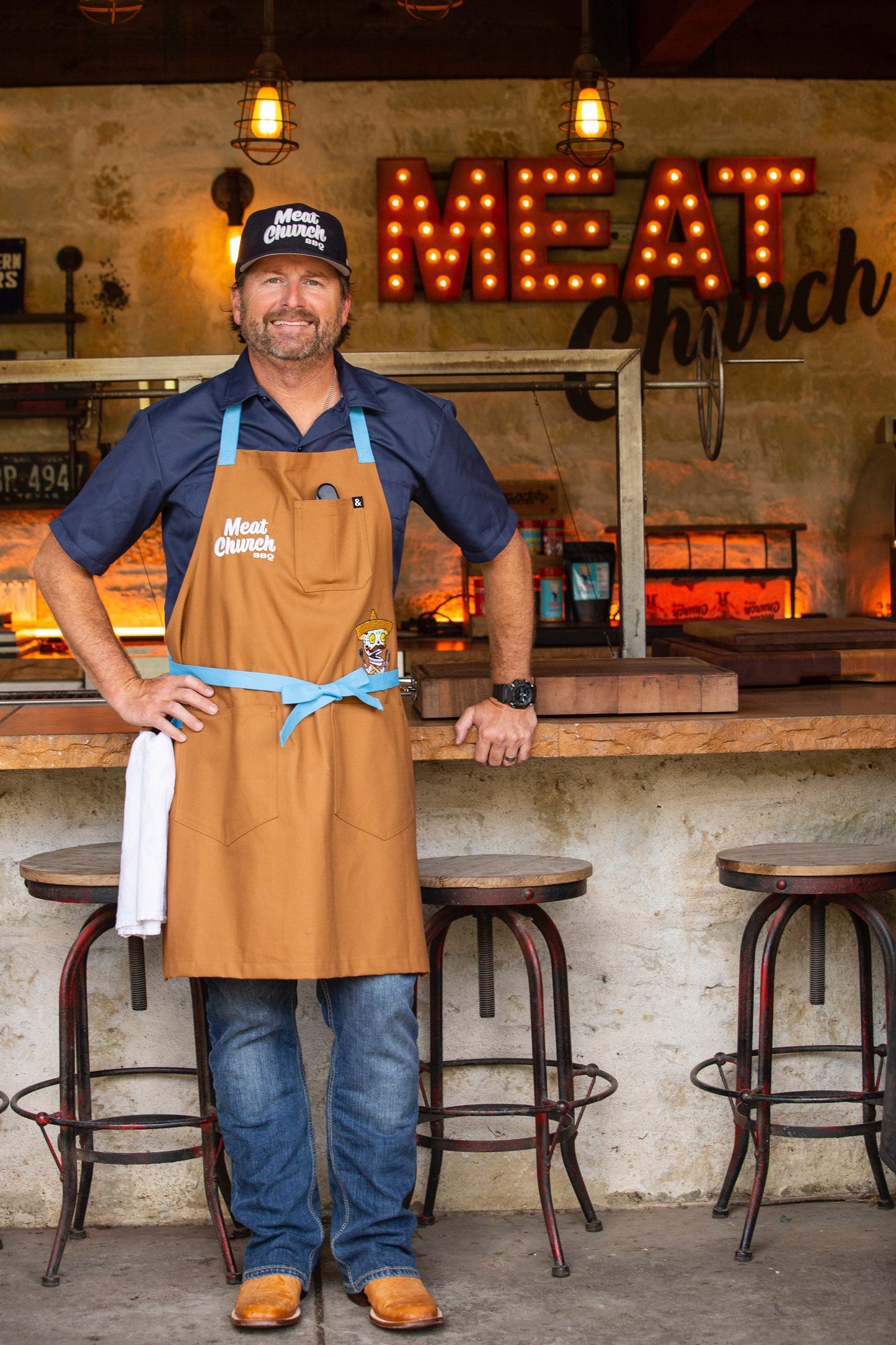 hedley-and-bennett-meat-church-apron-duck-tan-c6 image_912805a7-8b3f-48b2-8698-64cb1afdc18a.jpg